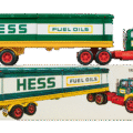 1975_Hess_Box_Trailer_Truck_View_2
