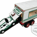 1992_Hess_18_Wheeler_And_Racer_View_3