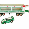1997_Hess_Toy_Truck_And_Racers_View_3