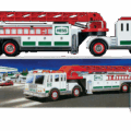 2000_Hess_Fire_Truck_With_Red_Ladder_View_1