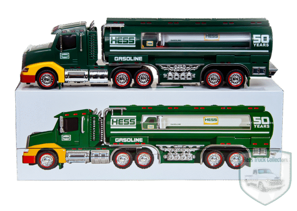 2014_Hess_Toy_Truck_Collectors_Edition_View_2